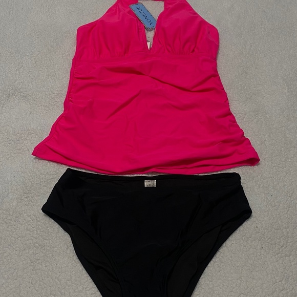 Yonique Other - Yonique tankini swim top and bottom size s